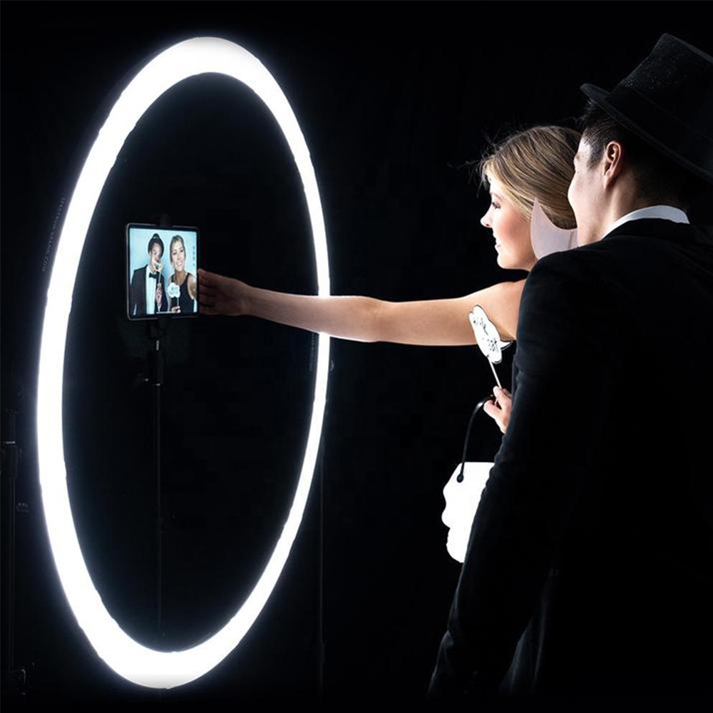 Lighting In Photography Studio - Светодиодная кольцевая лампа 120 Вт с